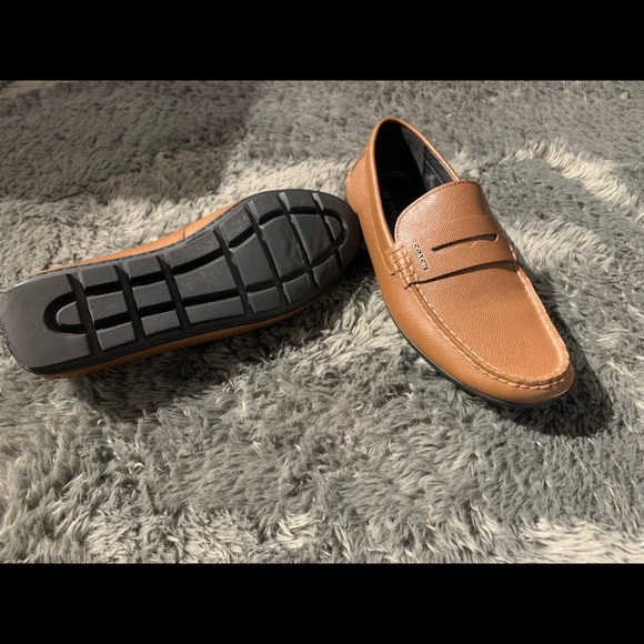 Coach Mott Driver in Dark Saddle. Size 9D - Picture 4 of 10